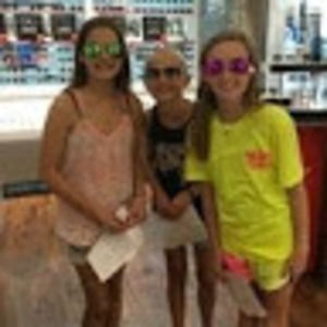 Meet your Posher, Lindy